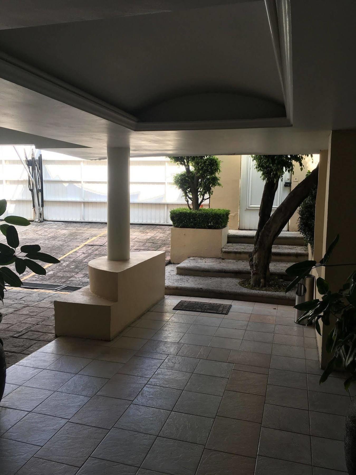 Grupo Kings Suites - Bosques De Duraznos 78 Мехіко Екстер'єр фото